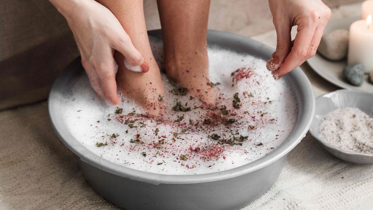 muoi-ngam-chan-vi-sao-1