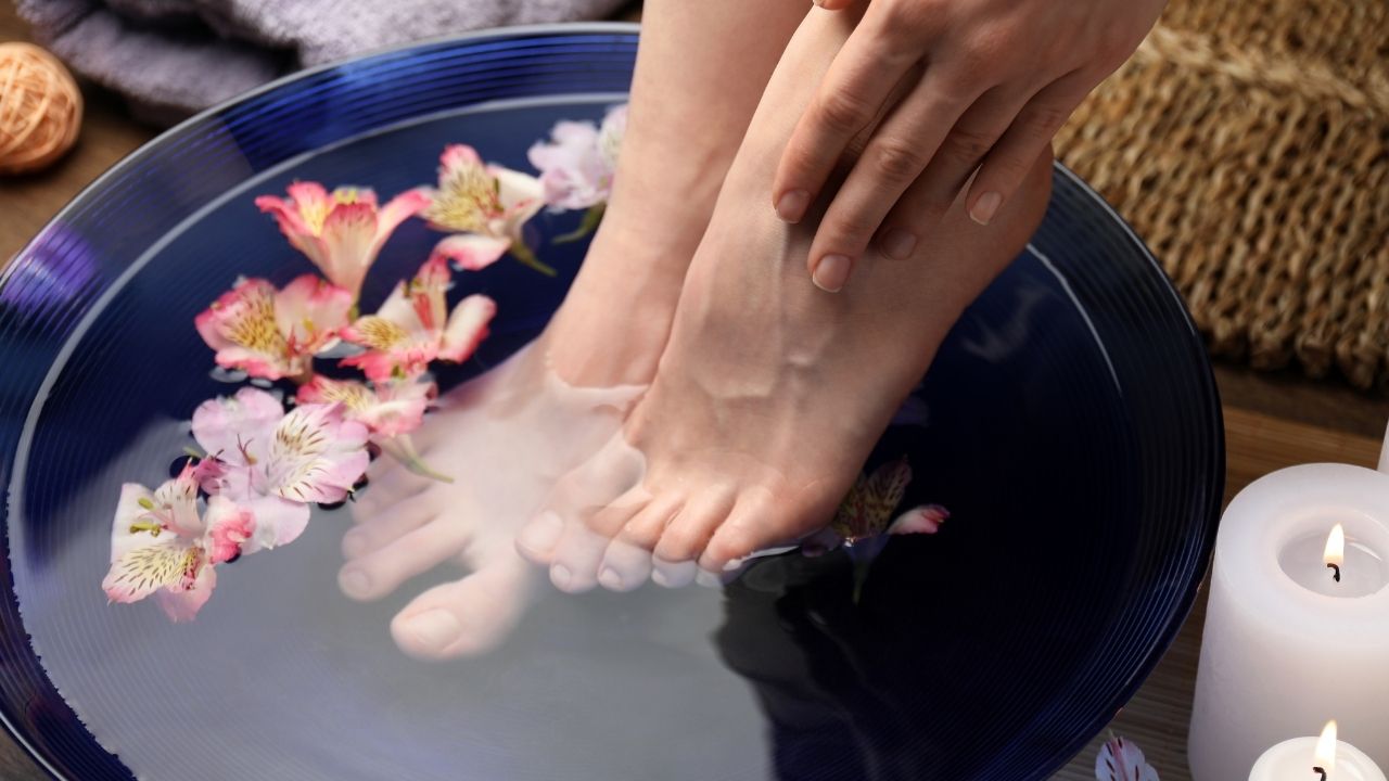 muoi-ngam-chan-viet-nam-laviban