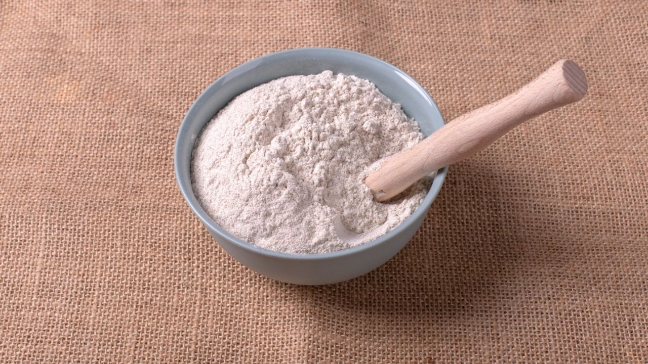 Bot-phen-chua-khu-mui