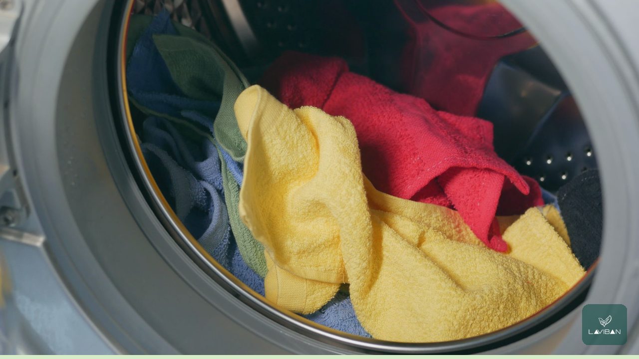 Máy giặt bẩn có thể khiến quần áo có mùi